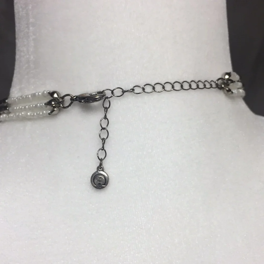 Vintage 1946 White& Gray Beaded Necklace - Picture 7 of 8